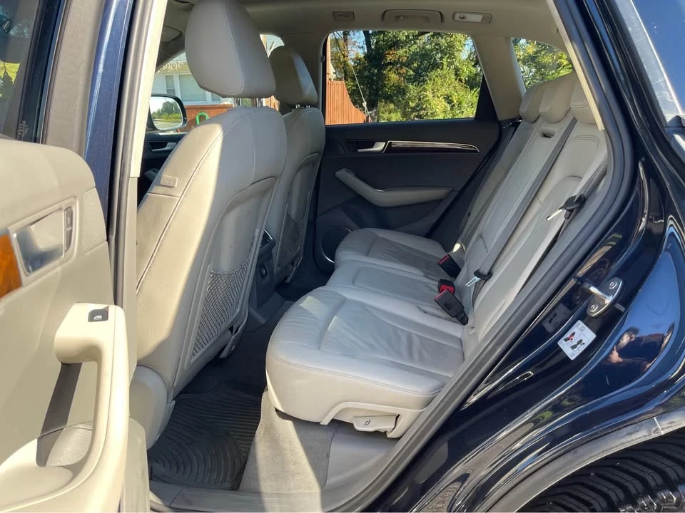 2010 Audi 8R Q5 - Image 11 of 14