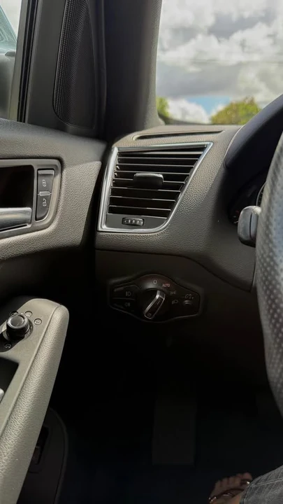 2010 Audi 8R Q5 - Image 14 of 16