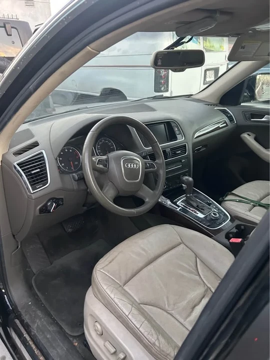 2010 Audi 8R Q5 - Image 2 of 8
