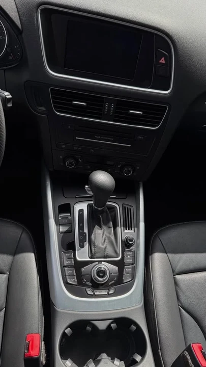 2010 Audi 8R Q5 - Image 6 of 16