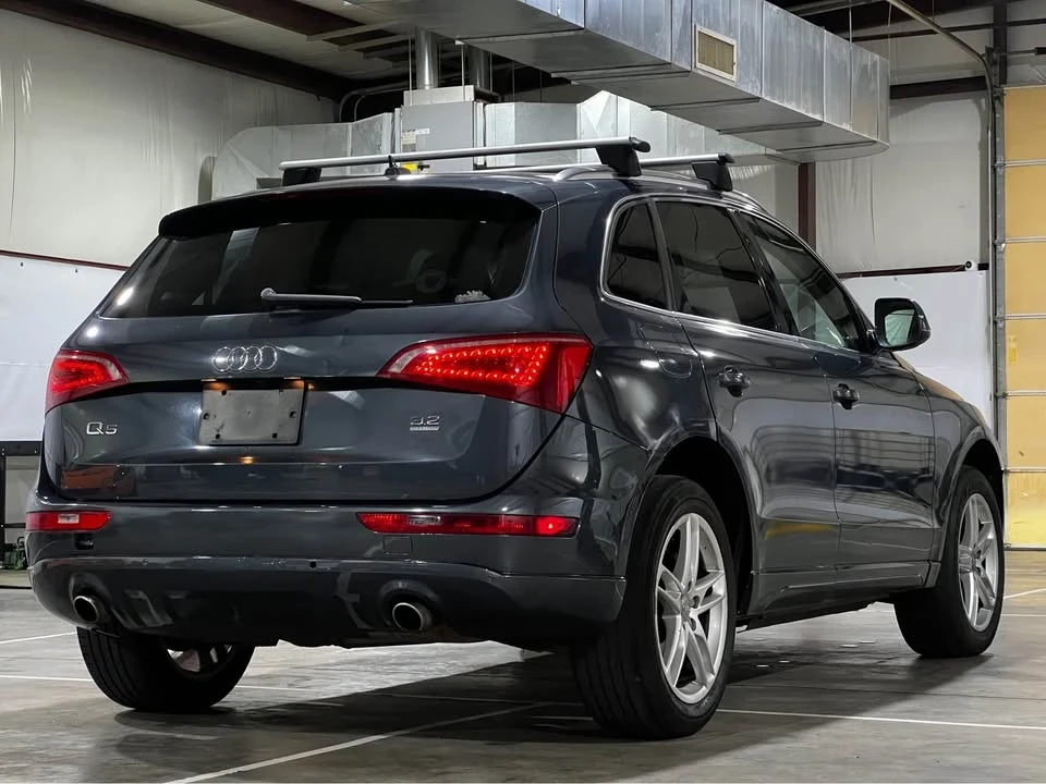 2010 Audi 8R Q5 - Image 4 of 10