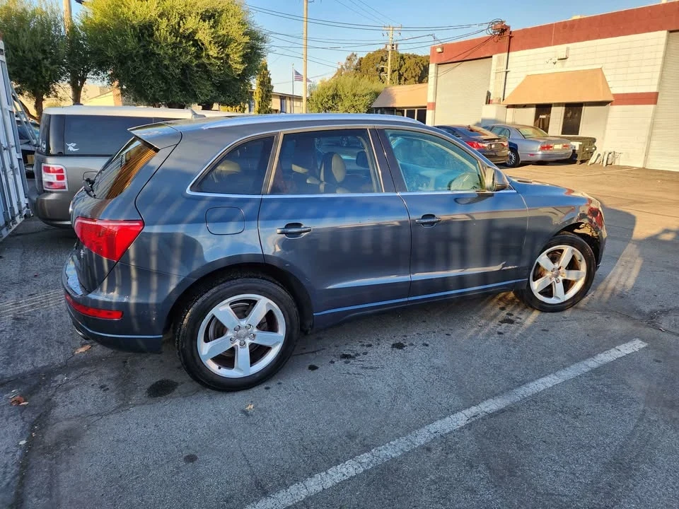 2010 Audi 8R Q5 - Image 5 of 6