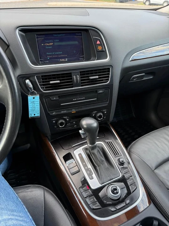2010 Audi 8R Q5 - Image 14 of 20