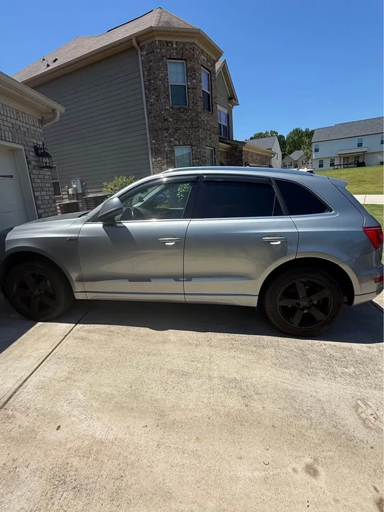 2010 Audi 8R Q5 - Image 3 of 11