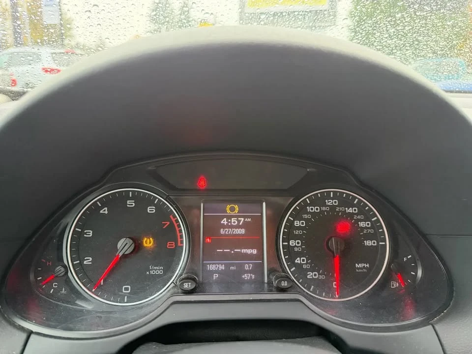 2010 Audi 8R Q5 - Image 11 of 16