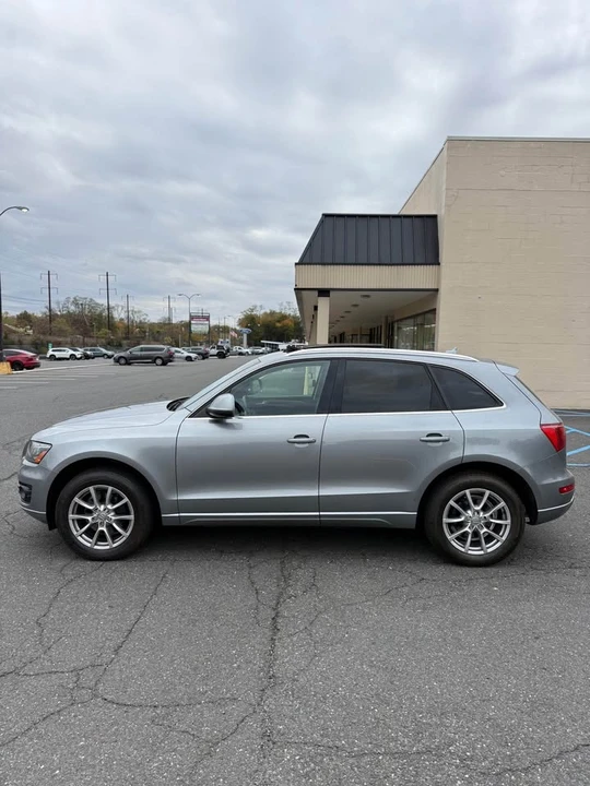 2010 Audi 8R Q5 - Image 5 of 16