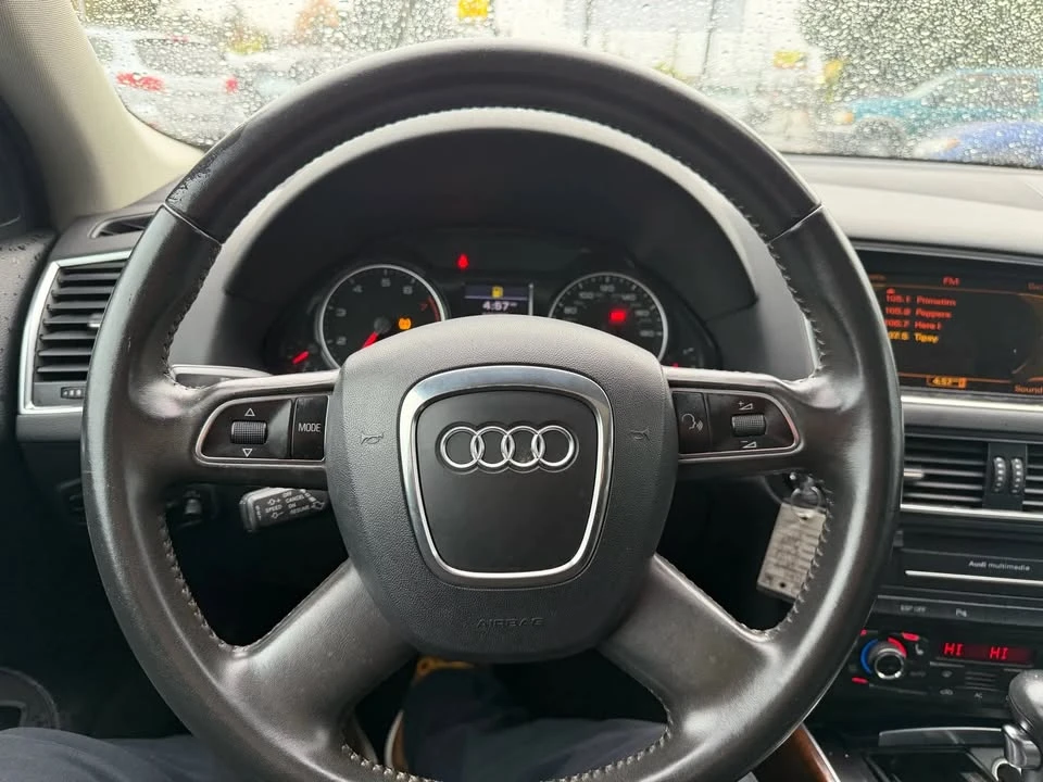 2010 Audi 8R Q5 - Image 10 of 16