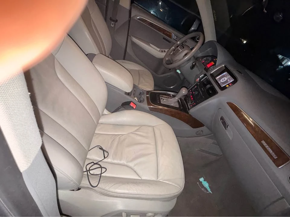 2010 Audi 8R Q5 - Image 9 of 12