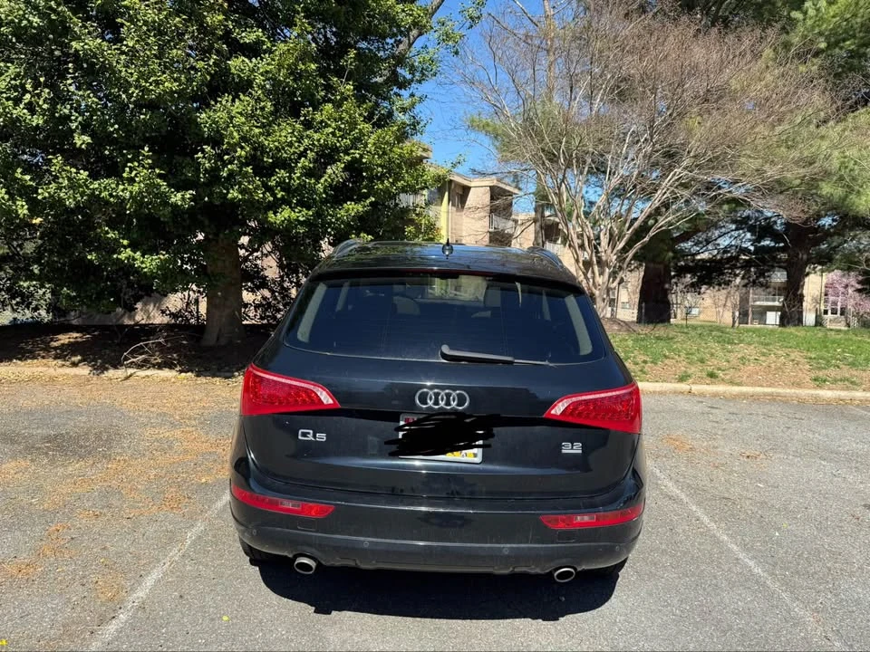 2010 Audi 8R Q5 - Image 8 of 9