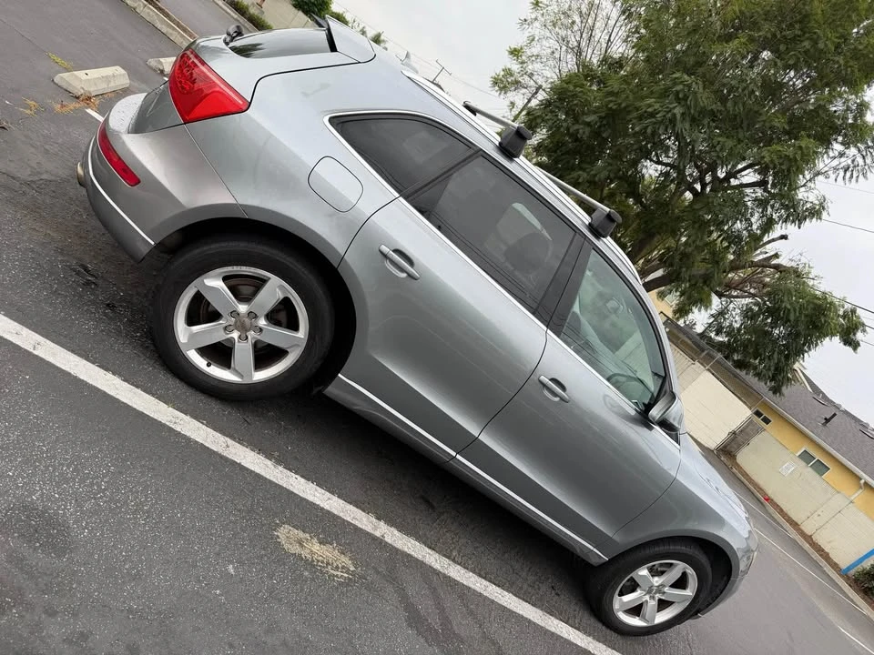 2010 Audi 8R Q5 - Image 6 of 11