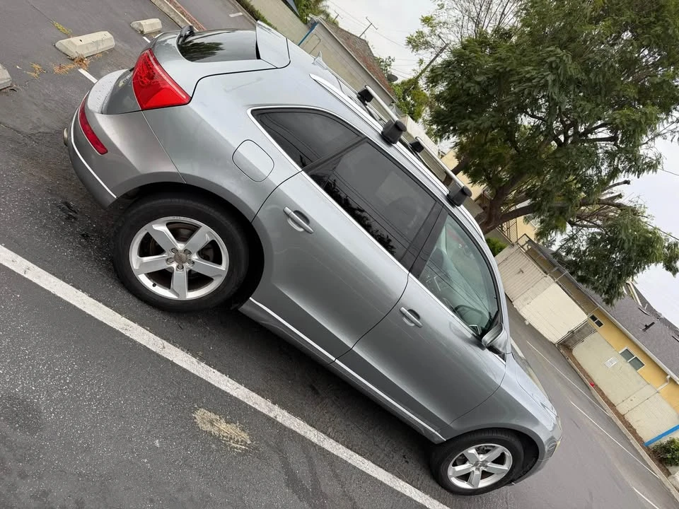 2010 Audi 8R Q5 - Image 6 of 12