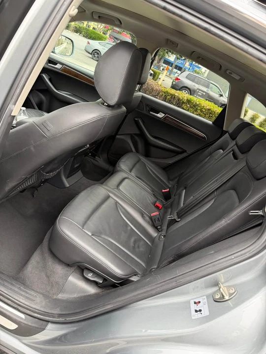 2010 Audi 8R Q5 - Image 9 of 12