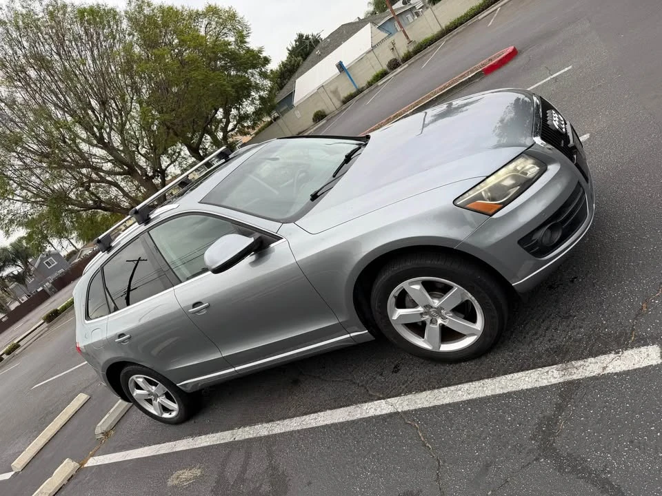 2010 Audi 8R Q5 - Image 5 of 12