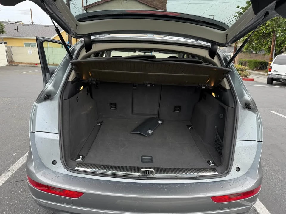 2010 Audi 8R Q5 - Image 10 of 12