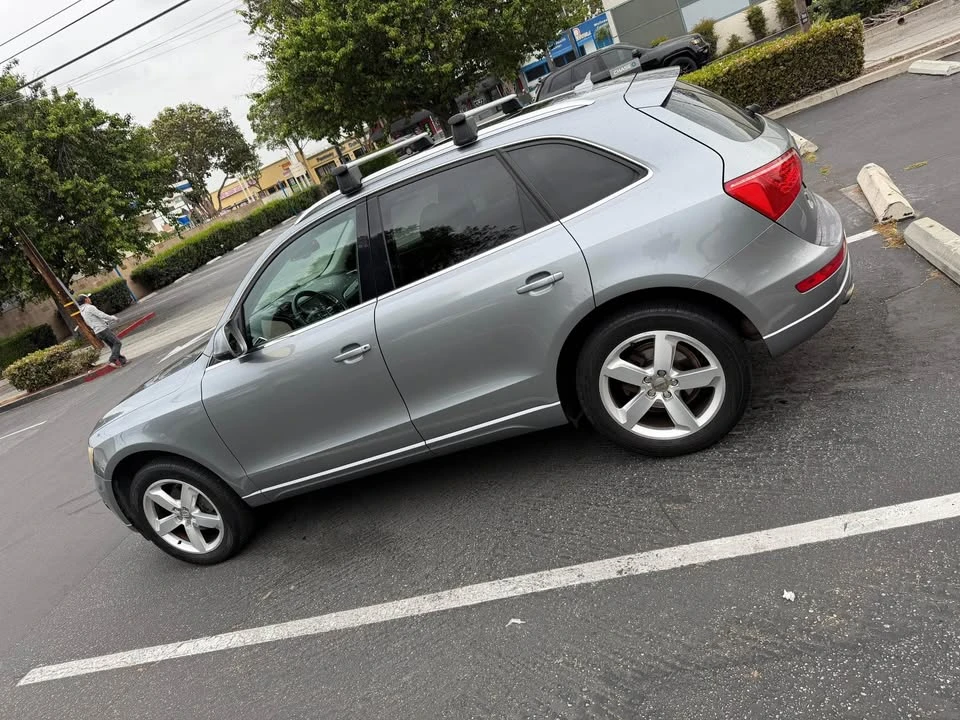 2010 Audi 8R Q5 - Image 11 of 12