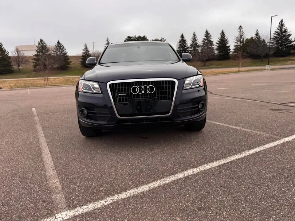 2010 Audi 8R Q5 - Image 2 of 11