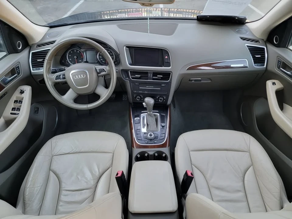 2010 Audi 8R Q5 - Image 12 of 16