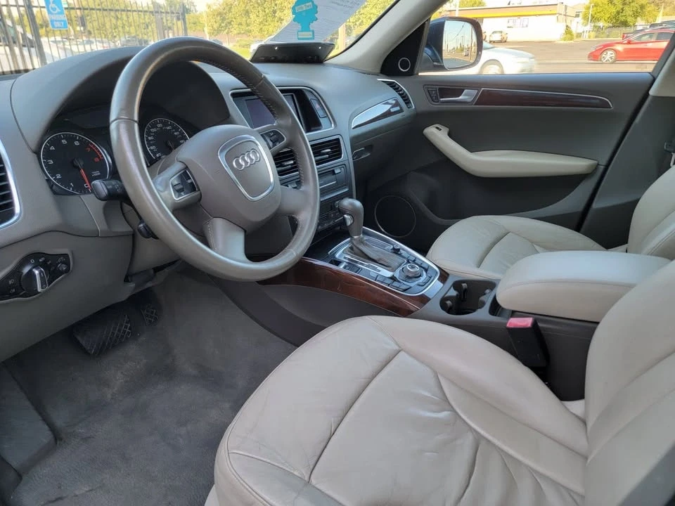 2010 Audi 8R Q5 - Image 9 of 17