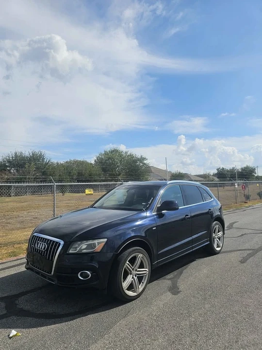 2010 Audi 8R Q5 - Image 2 of 3
