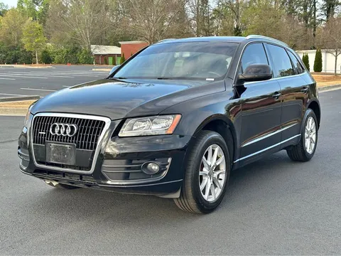 2010 Audi Q5 Premium Sport Utility