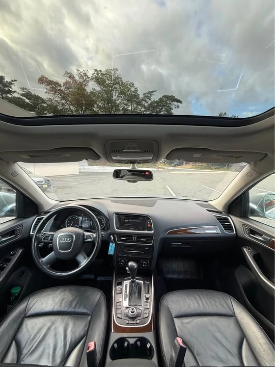 2010 Audi 8R Q5 - Image 10 of 20