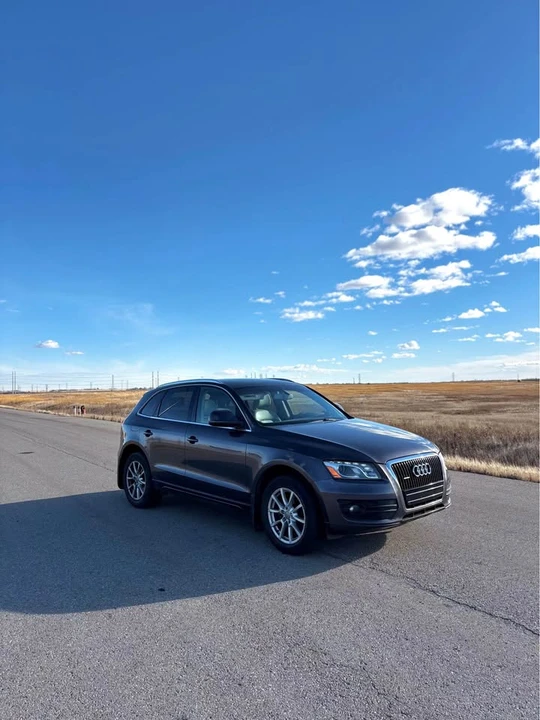 2010 Audi 8R Q5 - Image 2 of 10