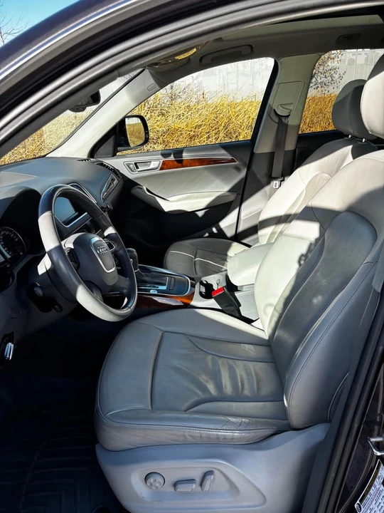 2010 Audi 8R Q5 - Image 8 of 10