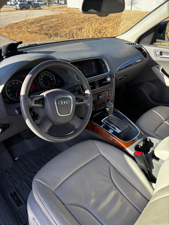 2010 Audi 8R Q5 - Image 10 of 10