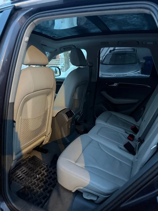 2010 Audi 8R Q5 - Image 12 of 16