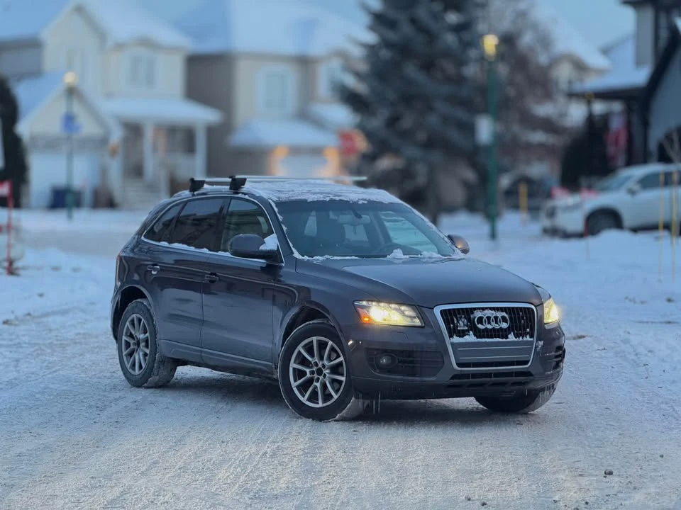 2010 Audi 8R Q5 - Image 2 of 16