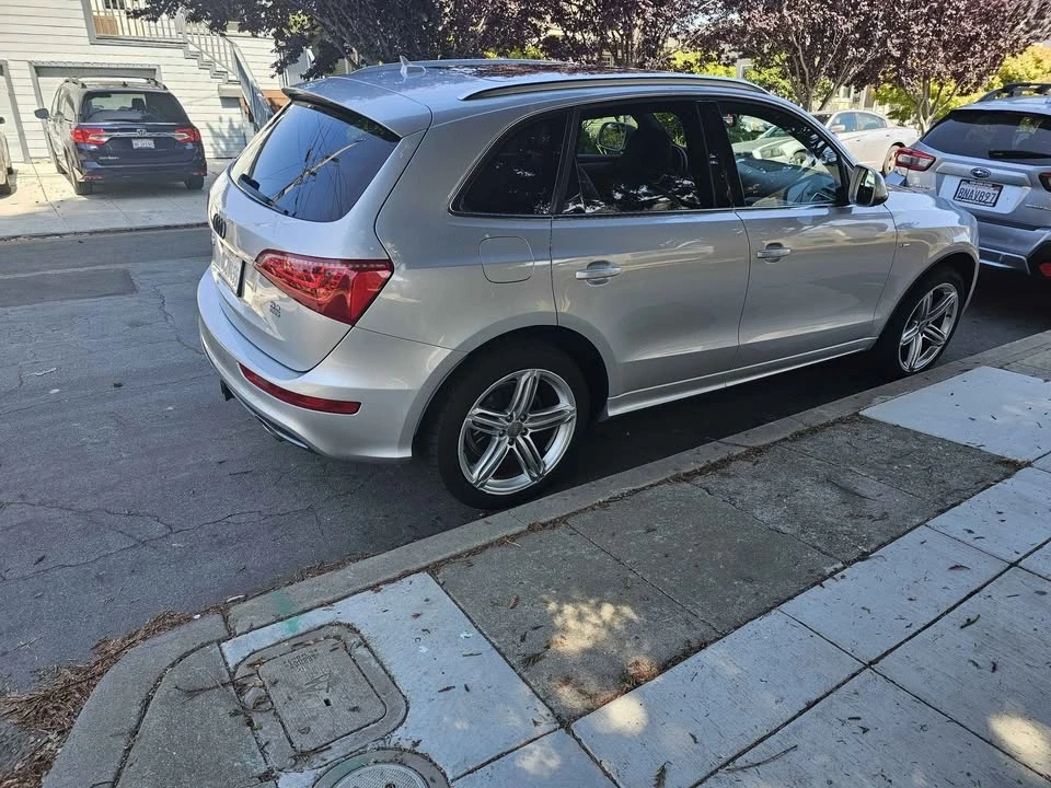 2010 Audi 8R Q5 - Image 3 of 9