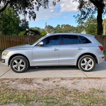 2010 Audi Q5 Sportback 45 TFSI Premium Plus
