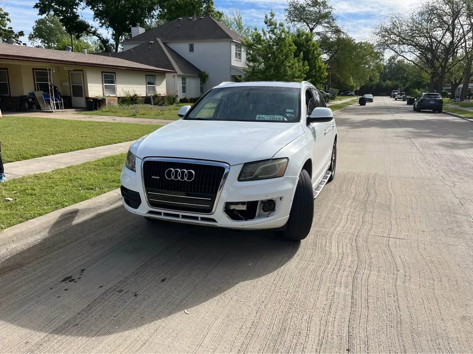2010 Audi 8R Q5 - Image 2 of 7
