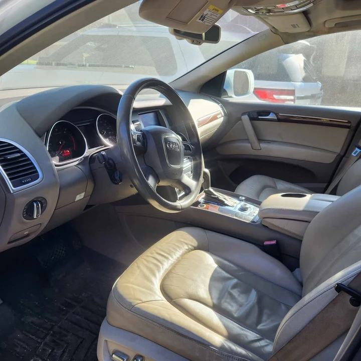 2010 Audi 4L Q7 - Image 7 of 8