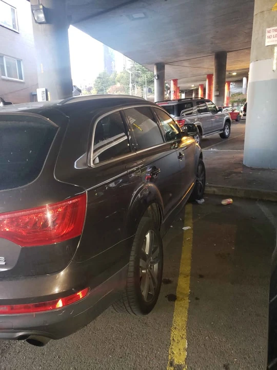 2010 Audi 4L Q7 - Image 2 of 20