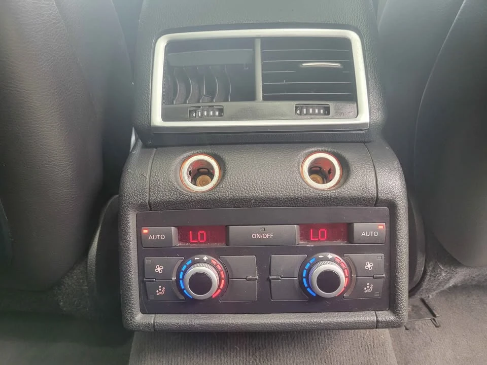 2010 Audi 4L Q7 - Image 7 of 9