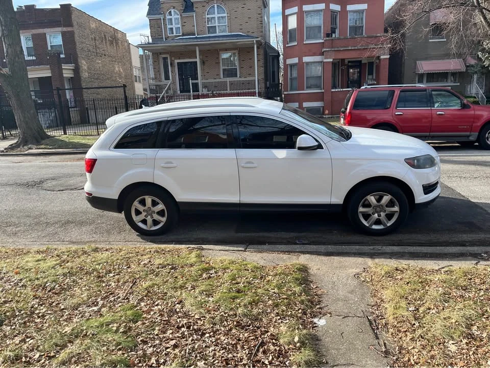 2010 Audi 4L Q7 - Image 2 of 4