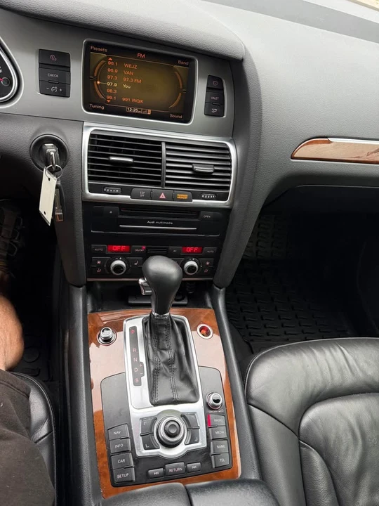 2010 Audi 4L Q7 - Image 11 of 20