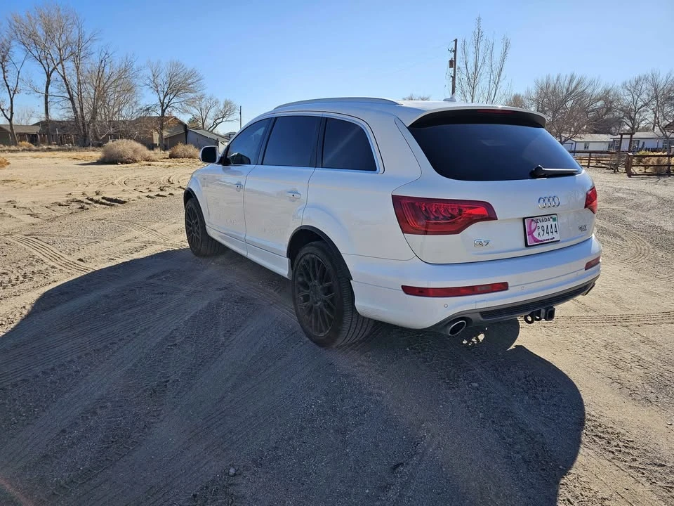 2010 Audi 4L Q7 - Image 2 of 8