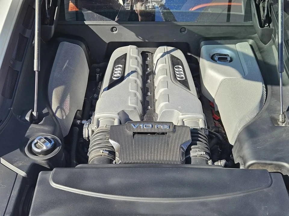 2010 Audi 42 R8 - Image 18 of 20