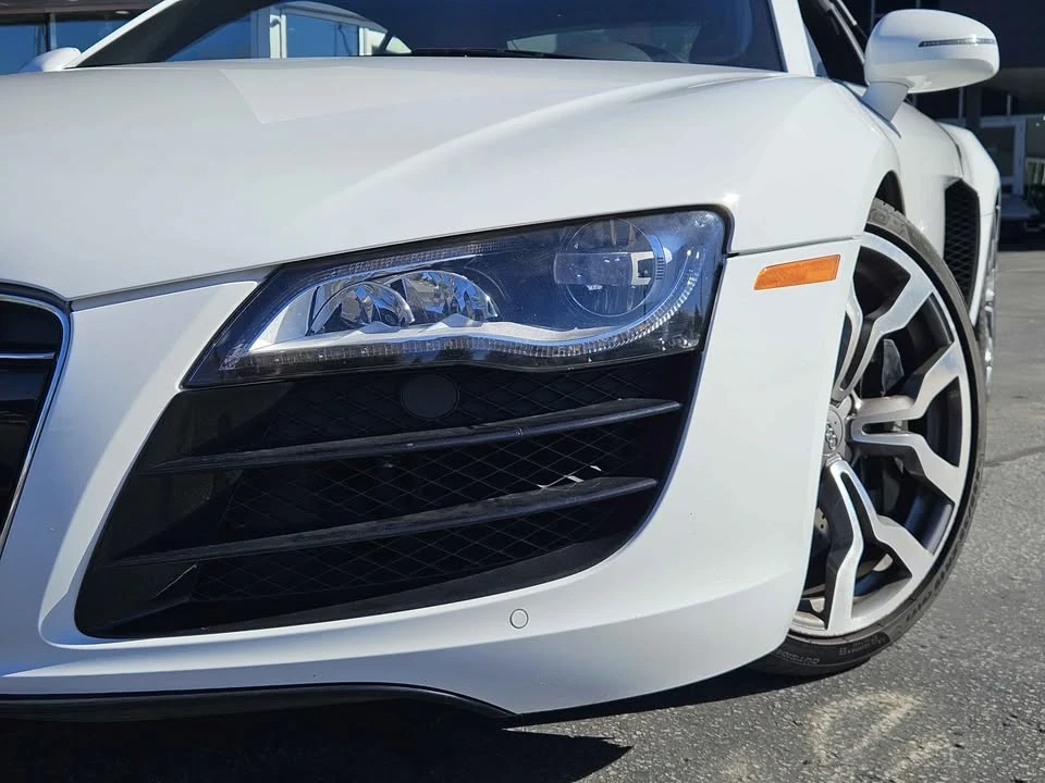 2010 Audi 42 R8 - Image 3 of 20