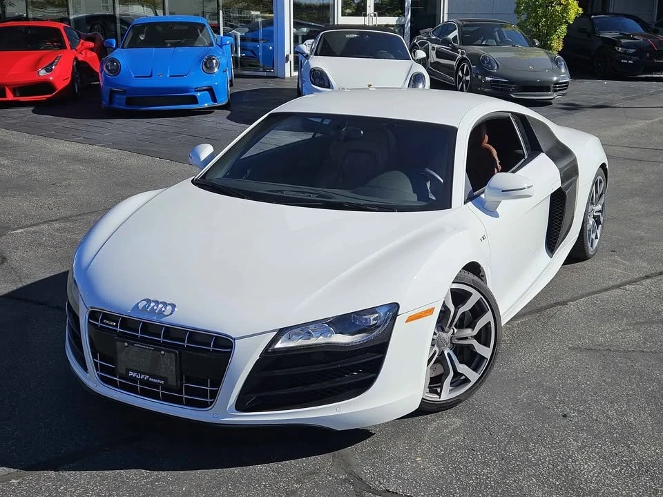 2010 Audi 42 R8 - Image 2 of 20