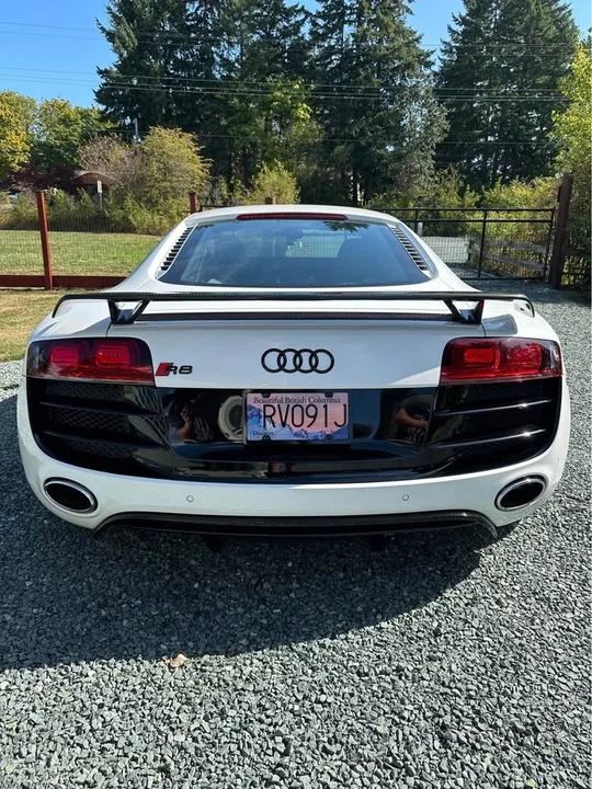 2010 Audi 42 R8 - Image 7 of 11