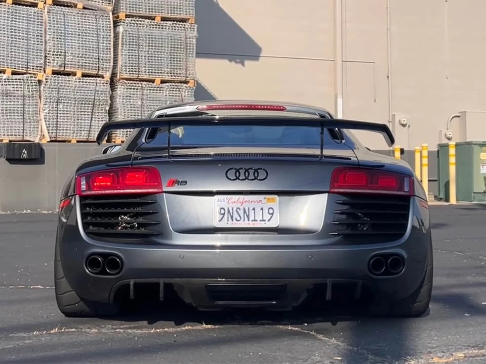 2010 Audi 42 R8 - Image 5 of 19