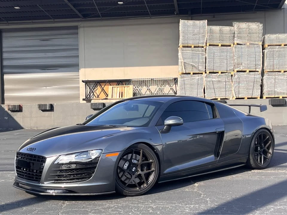 2010 Audi 42 R8 - Image 2 of 19