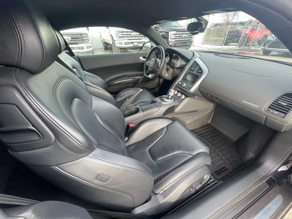 2010 Audi 42 R8 - Image 13 of 18