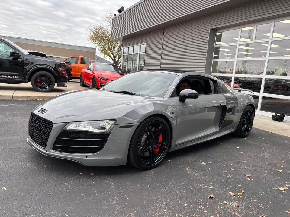 2010 Audi 42 R8 - Image 4 of 12