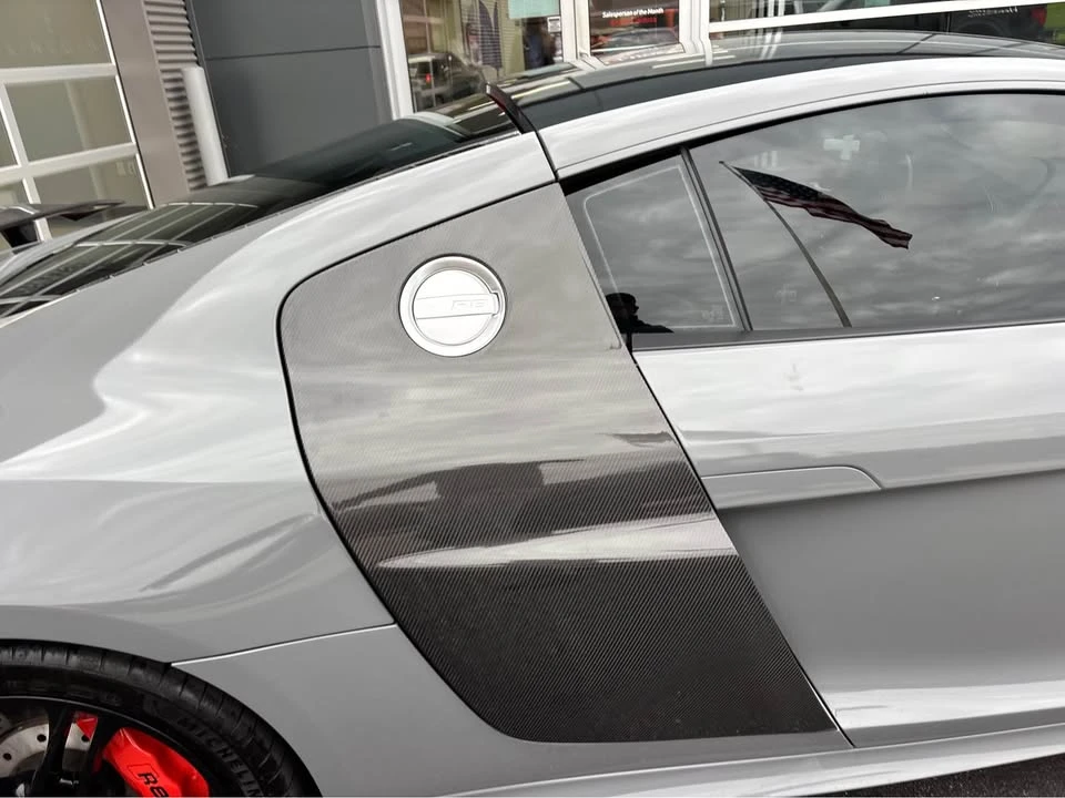 2010 Audi 42 R8 - Image 7 of 12