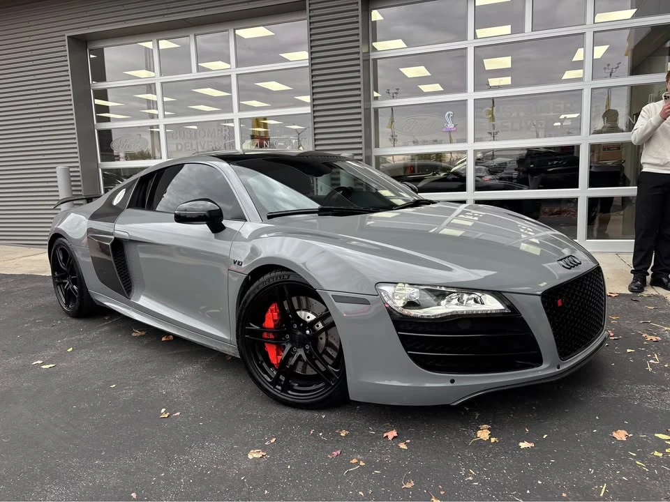 2010 Audi 42 R8 - Image 11 of 12