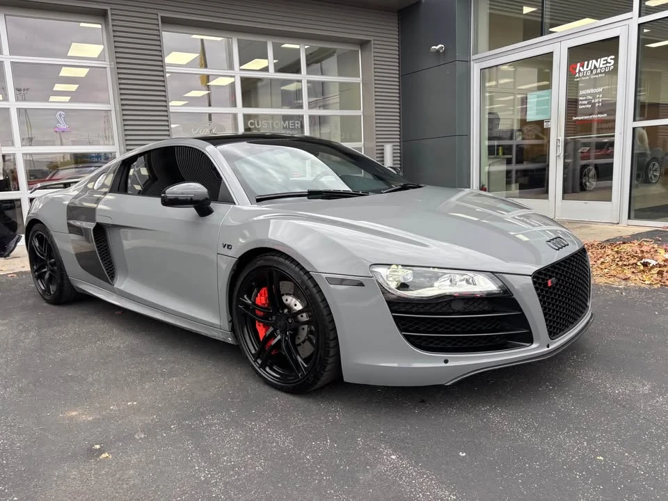 2010 Audi 42 R8 - Image 3 of 12